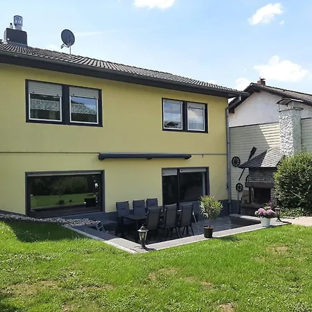 Schwalbennest Holiday home Gerolstein